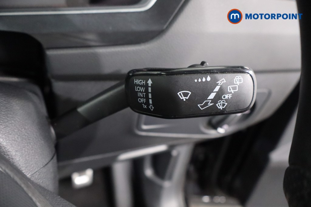 Volkswagen Tiguan R-Line Automatic Diesel SUV - Stock Number (1561400) - 16th supplementary image