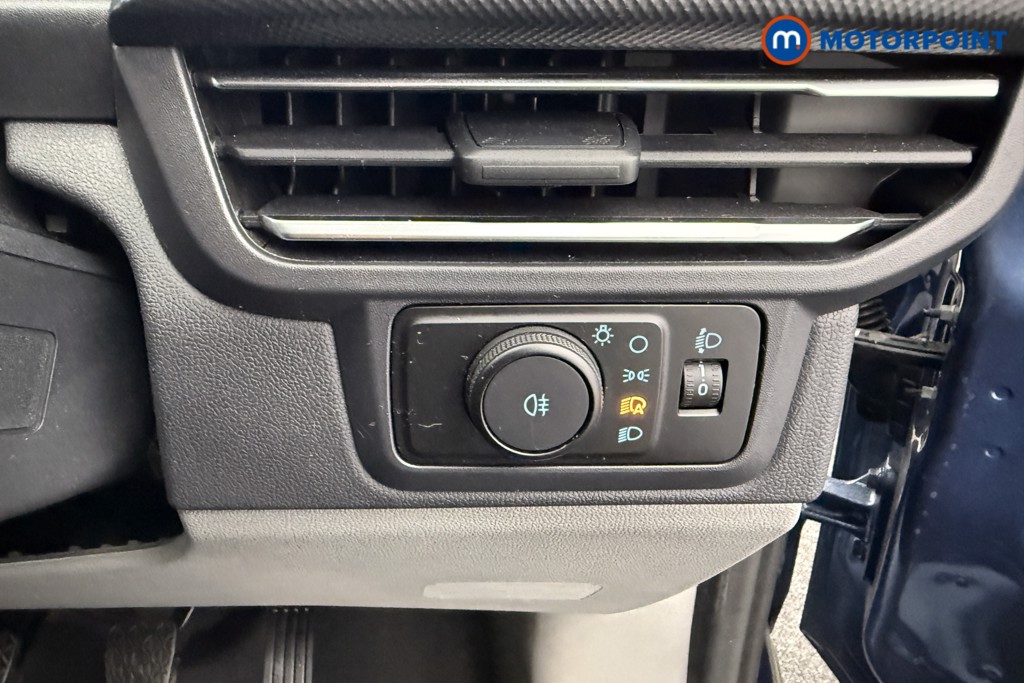 Ford Transit Custom Limited Manual Diesel Panel Van - Stock Number (1561925) - 8th supplementary image