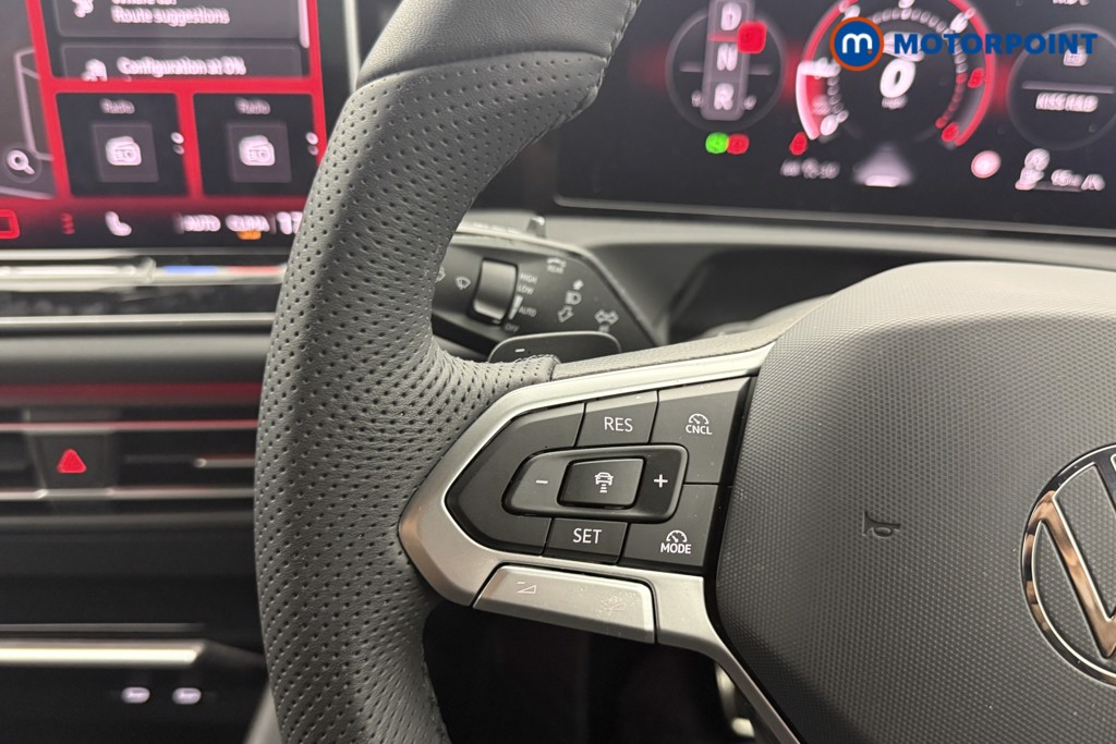 Volkswagen Tiguan R-Line Automatic Diesel SUV - Stock Number (1561930) - 8th supplementary image