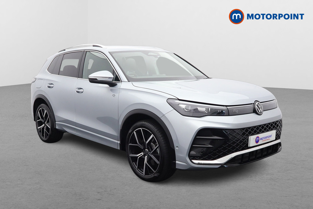 Volkswagen Tiguan R-Line Automatic Diesel SUV - Stock Number (1561930) - Drivers side front corner