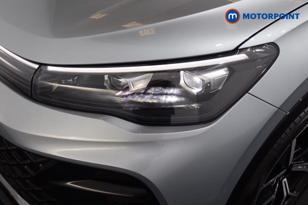 Volkswagen Tiguan R-Line Automatic Diesel SUV - Stock Number (1561933) - 24th supplementary image