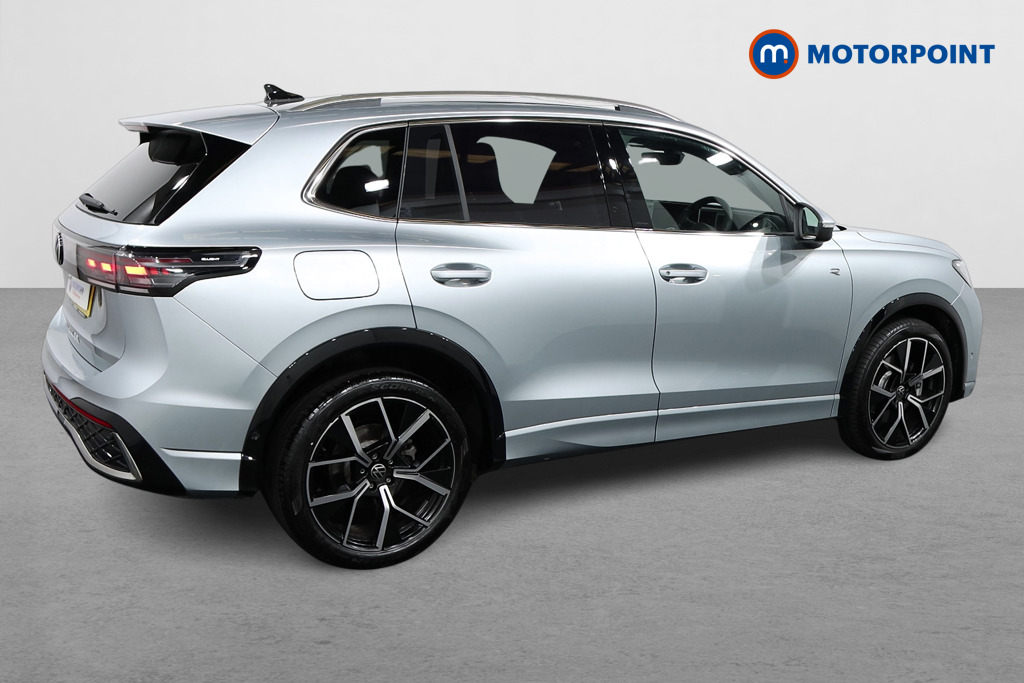 Volkswagen Tiguan R-Line Automatic Diesel SUV - Stock Number (1561933) - Drivers side