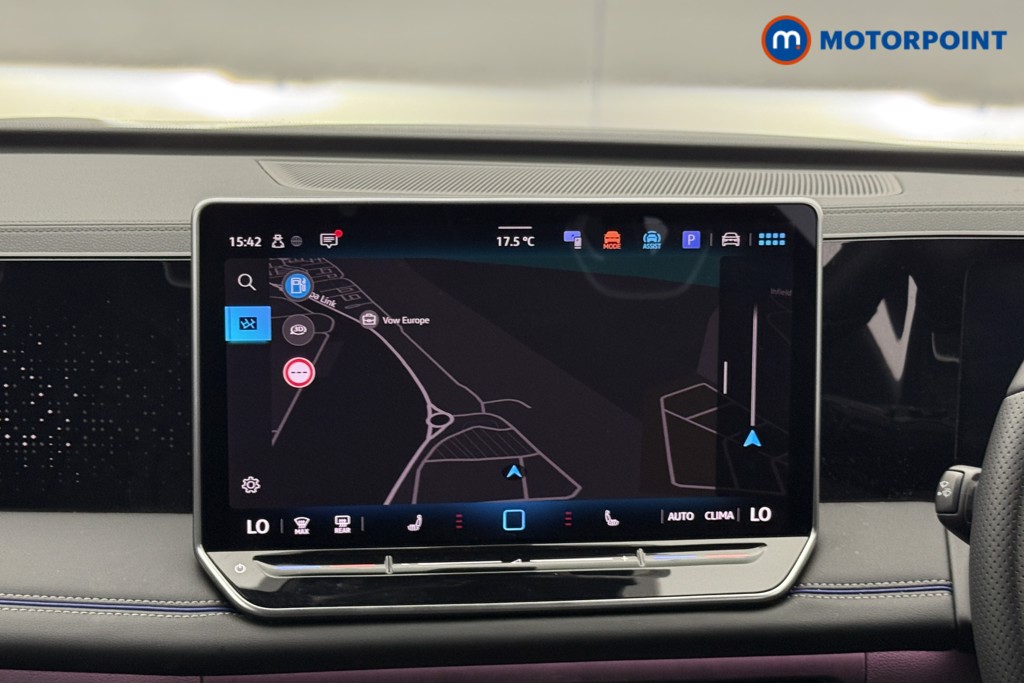 Volkswagen Tiguan R-Line Automatic Diesel SUV - Stock Number (1561935) - 2nd supplementary image