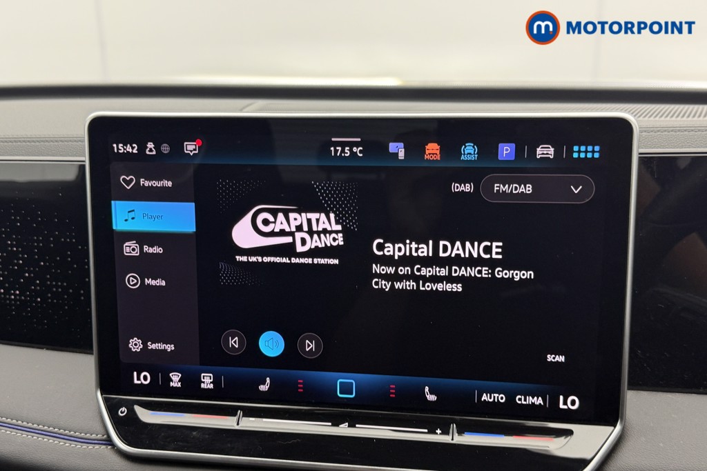 Volkswagen Tiguan R-Line Automatic Diesel SUV - Stock Number (1561935) - 6th supplementary image