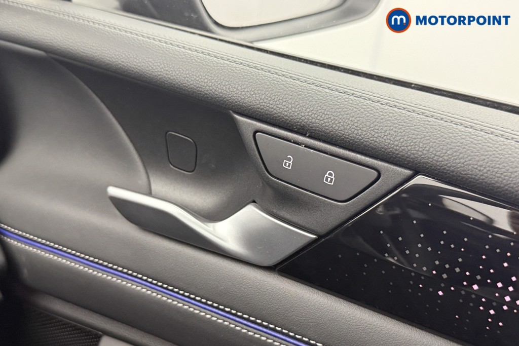 Volkswagen Tiguan R-Line Automatic Diesel SUV - Stock Number (1561935) - 12th supplementary image