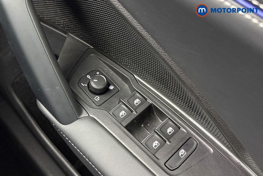 Volkswagen Tiguan R-Line Automatic Diesel SUV - Stock Number (1561935) - 13th supplementary image