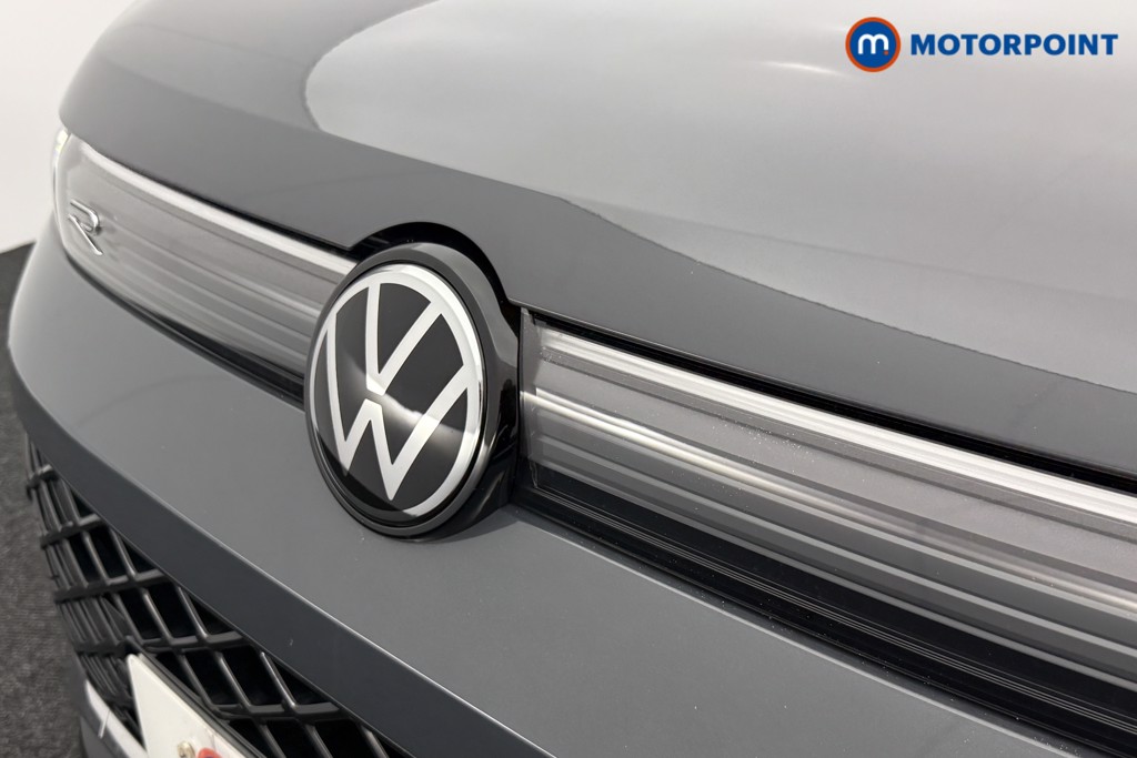Volkswagen Tiguan R-Line Automatic Diesel SUV - Stock Number (1561935) - 17th supplementary image