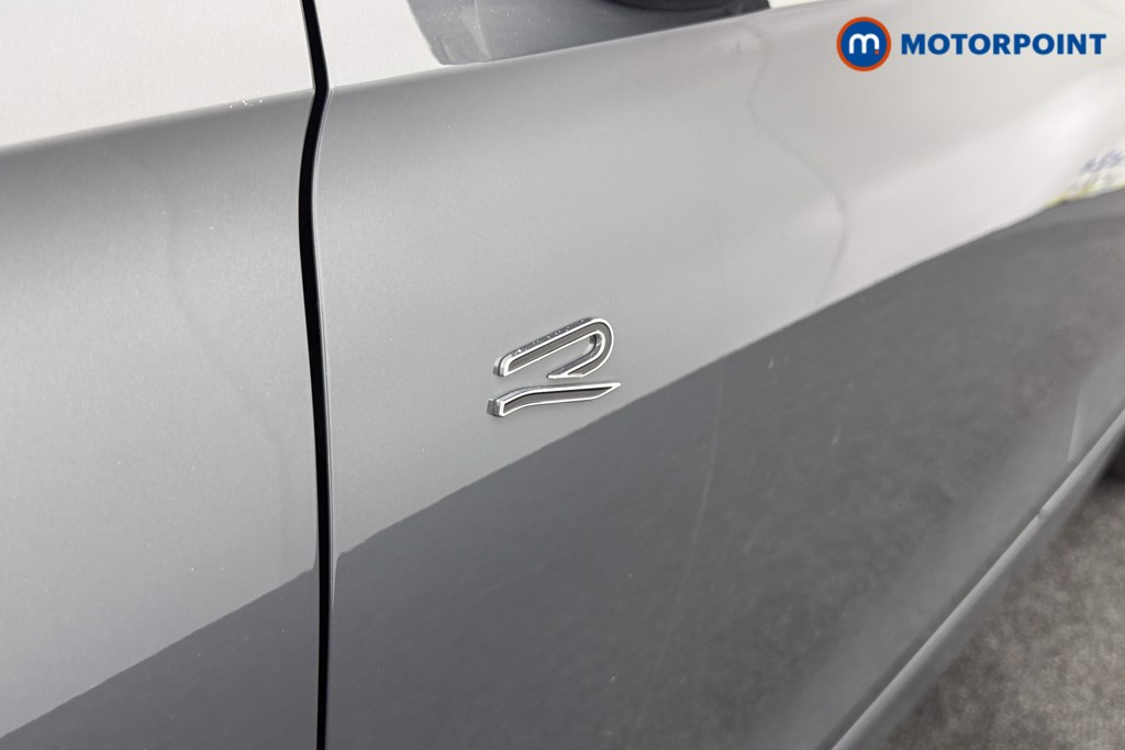 Volkswagen Tiguan R-Line Automatic Diesel SUV - Stock Number (1561935) - 18th supplementary image