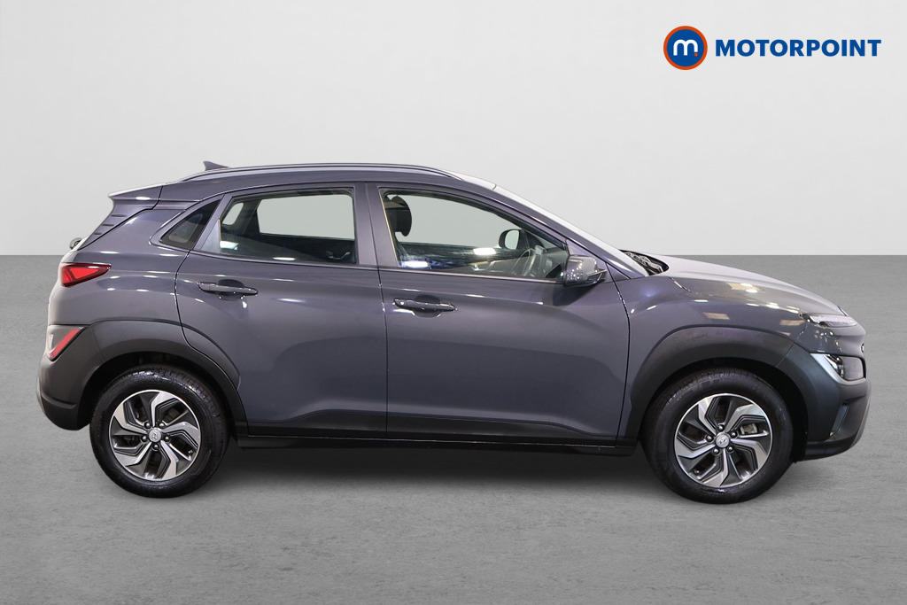 Hyundai Kona Se Connect Automatic Petrol-Electric Hybrid SUV - Stock Number (1561972) - Drivers side
