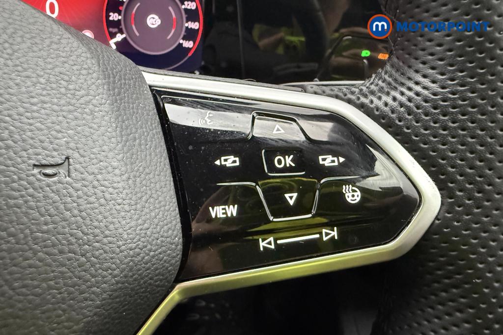 Volkswagen Golf R-Line Manual Petrol Hatchback - Stock Number (1562030) - 19th supplementary image
