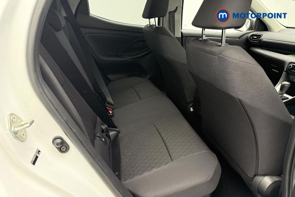 Toyota Yaris Design Automatic Petrol-Electric Hybrid Hatchback - Stock Number (1562039) - 12th supplementary image