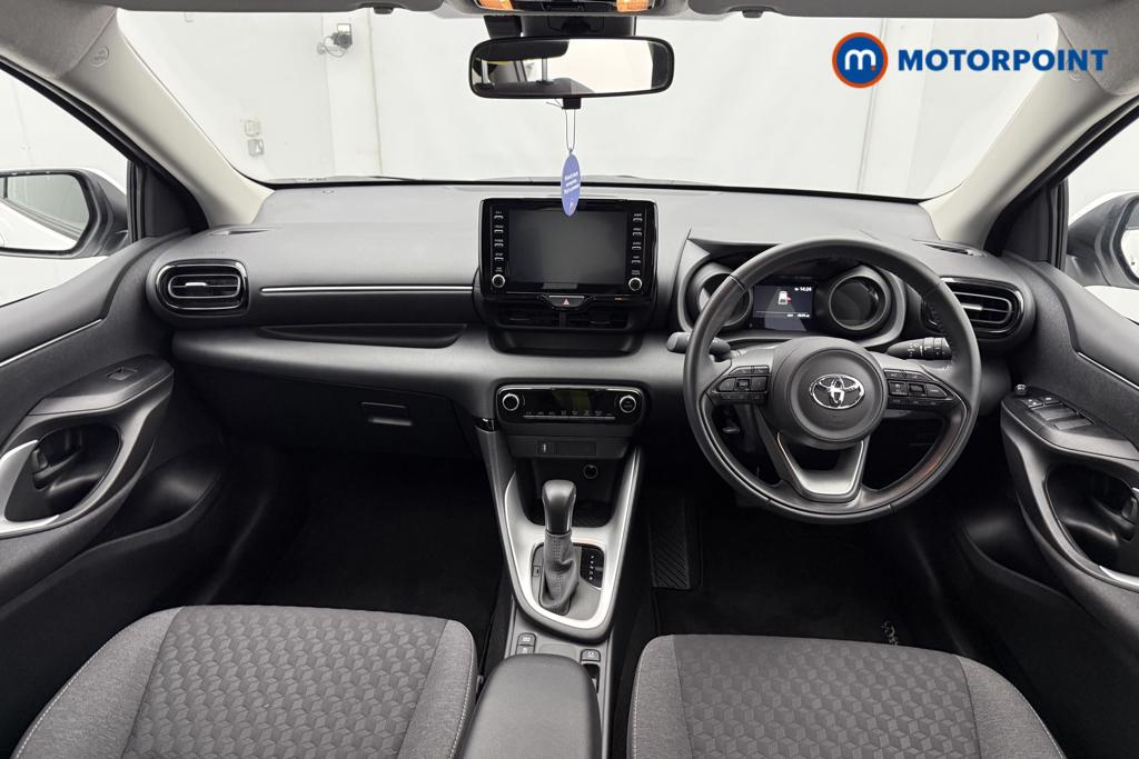 Toyota Yaris Design Automatic Petrol-Electric Hybrid Hatchback - Stock Number (1562039) - 14th supplementary image