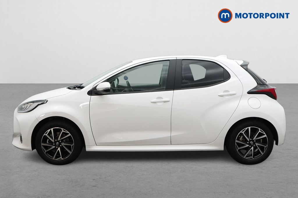 Toyota Yaris Design Automatic Petrol-Electric Hybrid Hatchback - Stock Number (1562039) - Passenger side