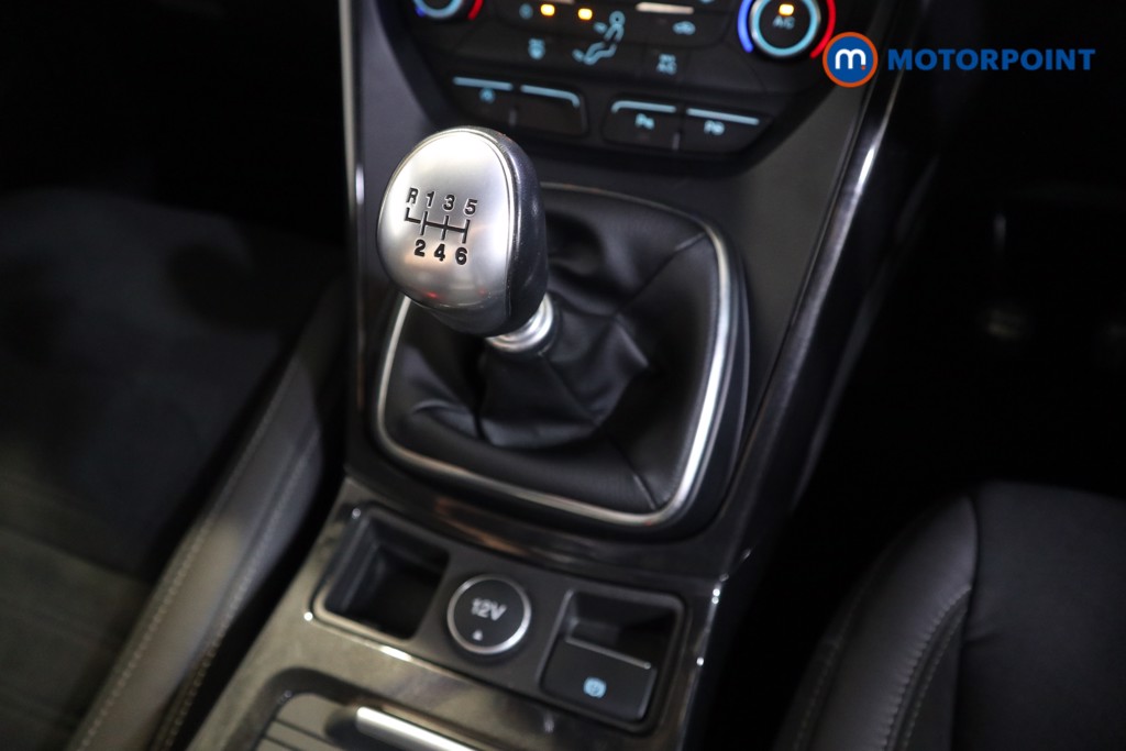 Ford Kuga St-Line Manual Diesel SUV - Stock Number (1562056) - 9th supplementary image