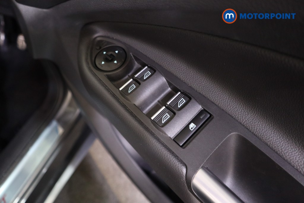 Ford Kuga St-Line Manual Diesel SUV - Stock Number (1562056) - 11th supplementary image