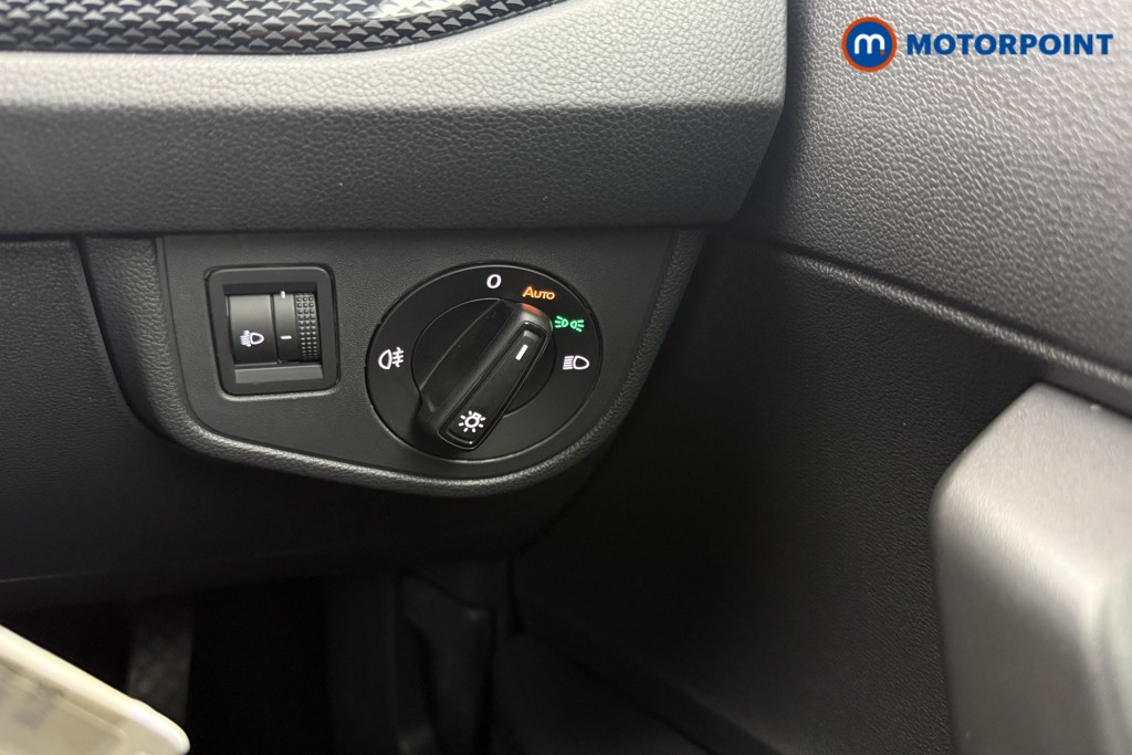 Volkswagen Polo Match Manual Petrol Hatchback - Stock Number (1562168) - 9th supplementary image