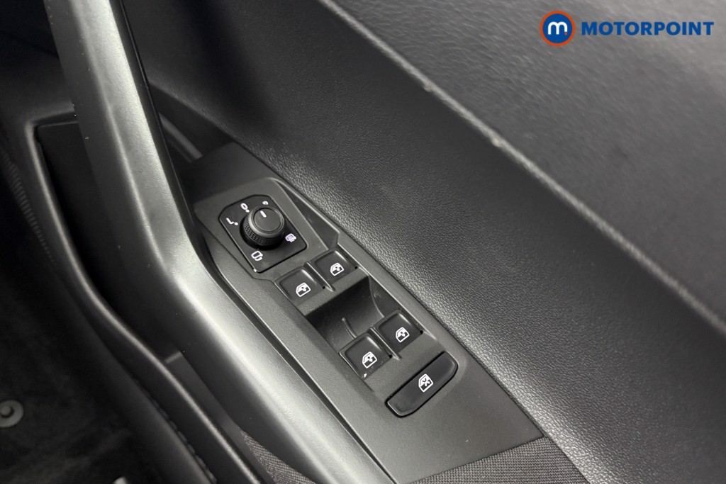 Volkswagen Polo Match Manual Petrol Hatchback - Stock Number (1562168) - 11th supplementary image