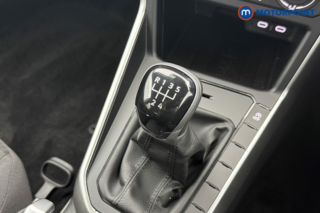 Volkswagen Polo Match Manual Petrol Hatchback - Stock Number (1562170) - 5th supplementary image