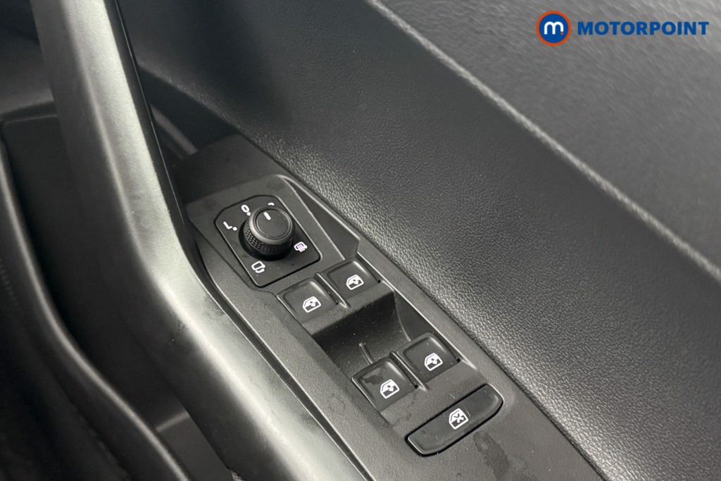 Volkswagen Polo Match Manual Petrol Hatchback - Stock Number (1562170) - 12th supplementary image