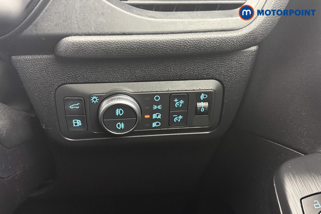 Ford Kuga St-Line Edition Automatic Petrol Plug-In Hybrid SUV - Stock Number (1562307) - 9th supplementary image