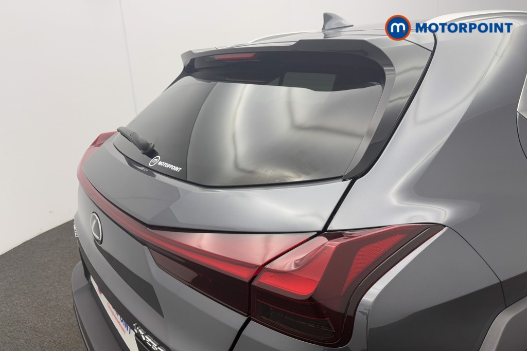Lexus UX F-Sport Design Automatic Petrol-Electric Hybrid SUV - Stock Number (1562482) - 23rd supplementary image