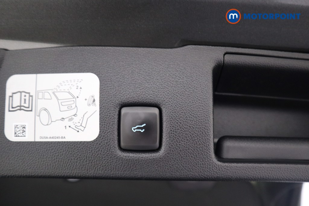 Ford Kuga St-Line X Edition Manual Petrol SUV - Stock Number (1562509) - 17th supplementary image