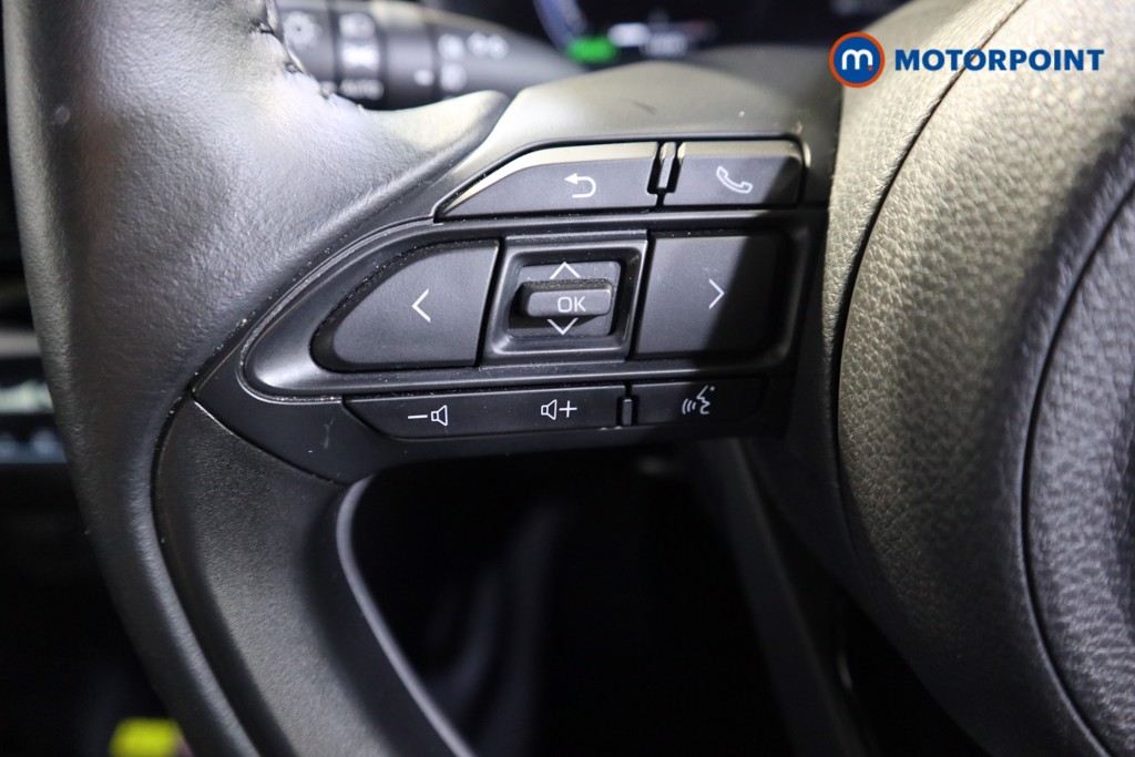 Toyota Yaris Cross Premiere Edition Automatic Petrol-Electric Hybrid Estate - Stock Number (1562638) - 3rd supplementary image