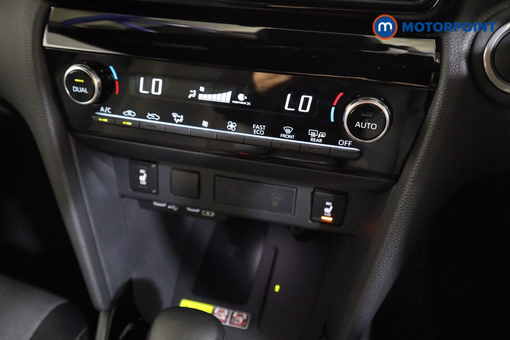 Toyota Yaris Cross Premiere Edition Automatic Petrol-Electric Hybrid Estate - Stock Number (1562638) - 7th supplementary image