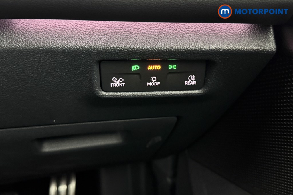 Volkswagen Tiguan R-Line Automatic Diesel SUV - Stock Number (1562800) - 10th supplementary image