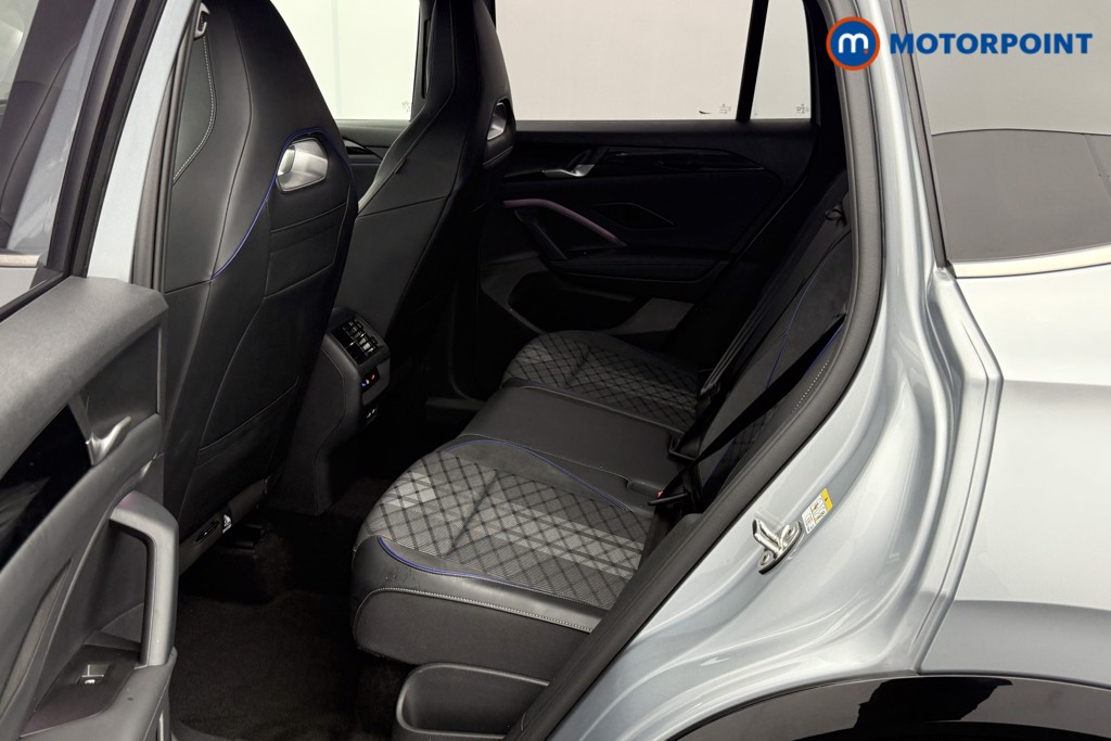 Volkswagen Tiguan R-Line Automatic Diesel SUV - Stock Number (1562800) - 18th supplementary image