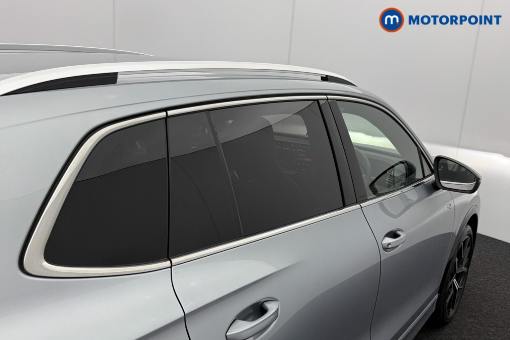 Volkswagen Tiguan R-Line Automatic Diesel SUV - Stock Number (1562800) - 24th supplementary image