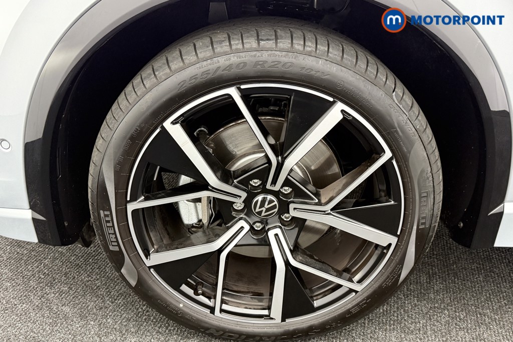 Volkswagen Tiguan R-Line Automatic Diesel SUV - Stock Number (1562800) - 26th supplementary image