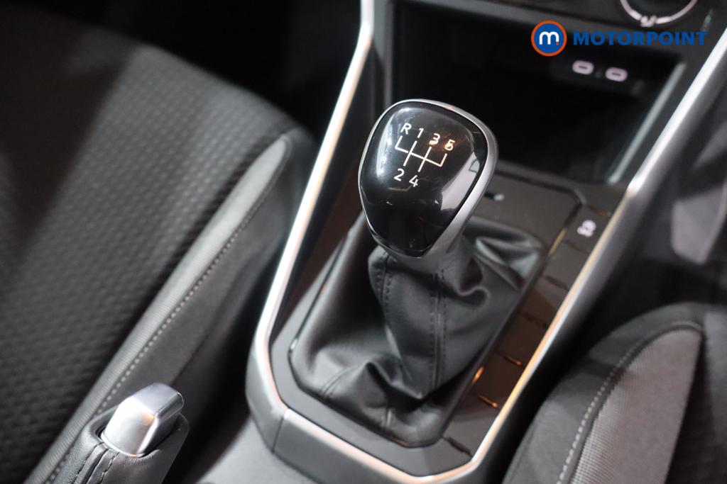 Volkswagen Polo Match Manual Petrol Hatchback - Stock Number (1563015) - 4th supplementary image