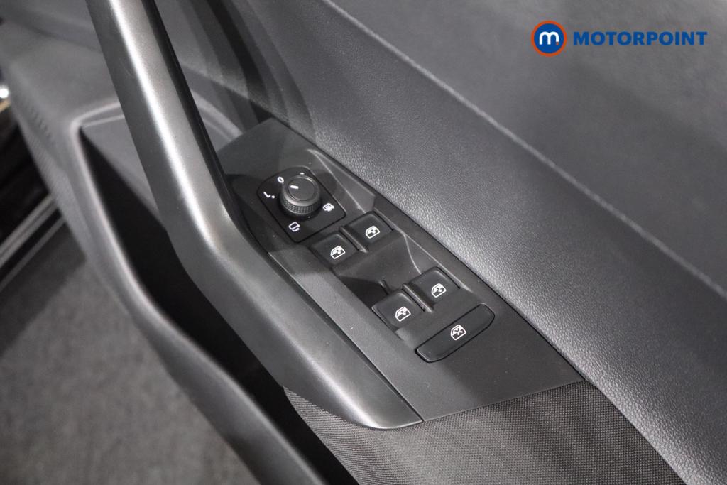 Volkswagen Polo Match Manual Petrol Hatchback - Stock Number (1563015) - 12th supplementary image