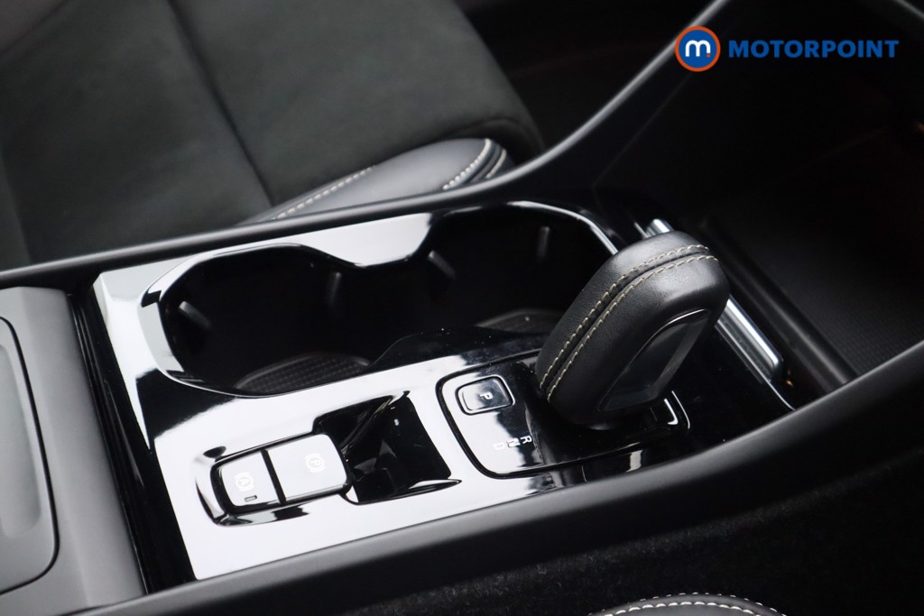 Volvo Xc40 R Design Automatic Petrol SUV - Stock Number (1563338) - 7th supplementary image