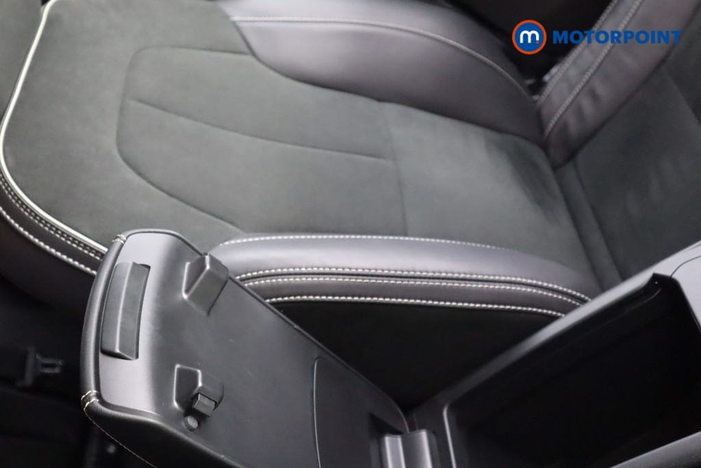 Volvo Xc40 R Design Automatic Petrol SUV - Stock Number (1563338) - 8th supplementary image