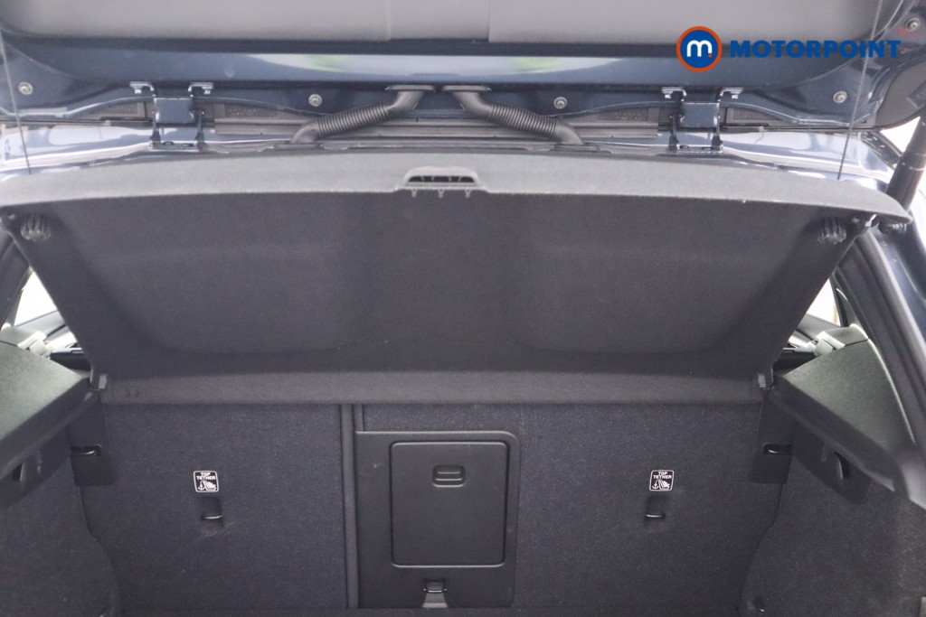 Volvo Xc40 R Design Automatic Petrol SUV - Stock Number (1563338) - 15th supplementary image