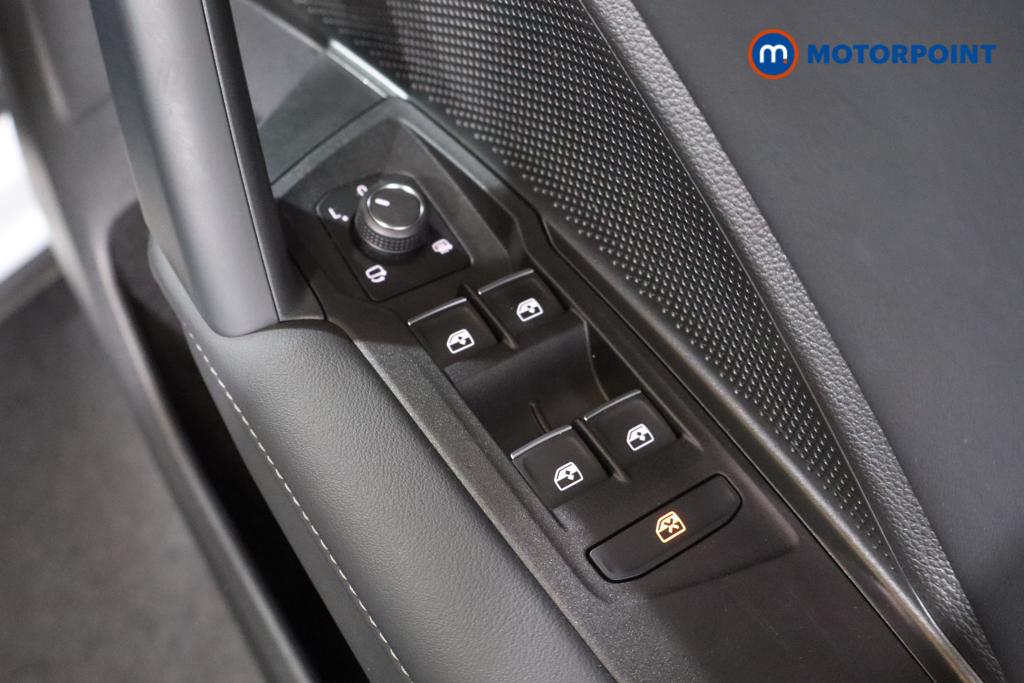 Volkswagen Tiguan R-Line Automatic Diesel SUV - Stock Number (1563418) - 14th supplementary image