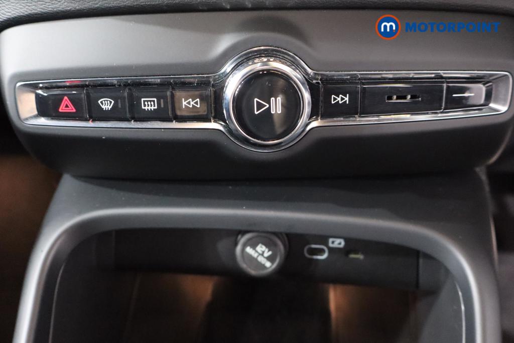 Volvo Xc40 Plus Automatic Electric SUV - Stock Number (1563445) - 4th supplementary image