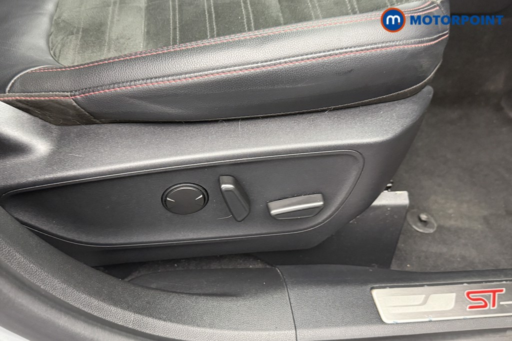 Ford Kuga St-Line X Edition Automatic Petrol Plug-In Hybrid SUV - Stock Number (1563510) - 17th supplementary image