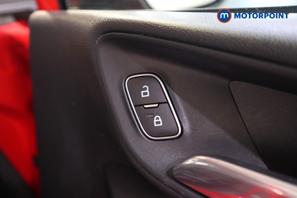 Ford Fiesta Zetec Manual Petrol Hatchback - Stock Number (1563554) - 10th supplementary image