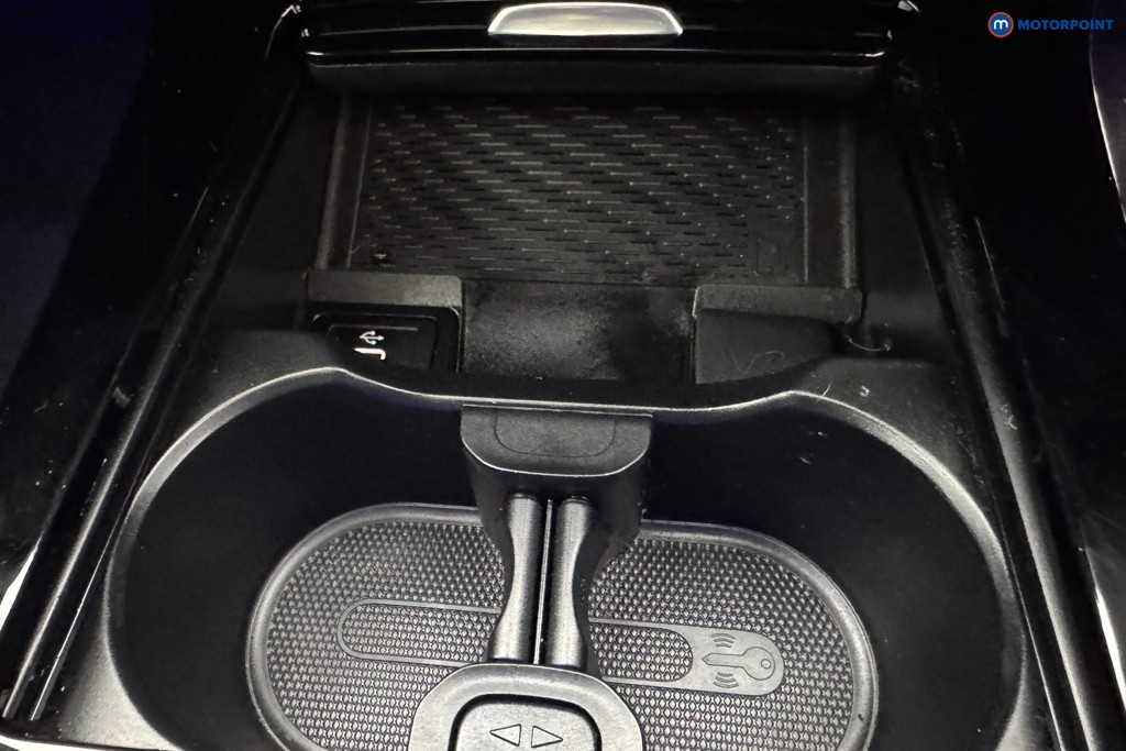 Mercedes-Benz CLA Amg Line Automatic Petrol Coupe - Stock Number (1563593) - 14th supplementary image