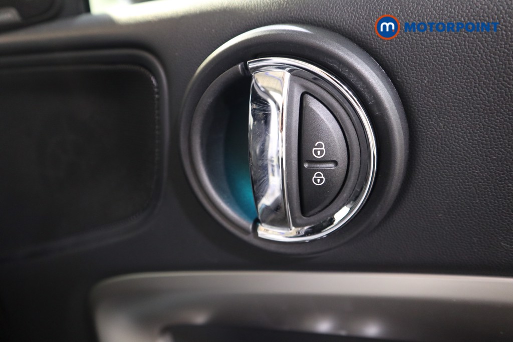Mini Countryman Cooper S E Exclusive Automatic Petrol Plug-In Hybrid SUV - Stock Number (1563936) - 13th supplementary image