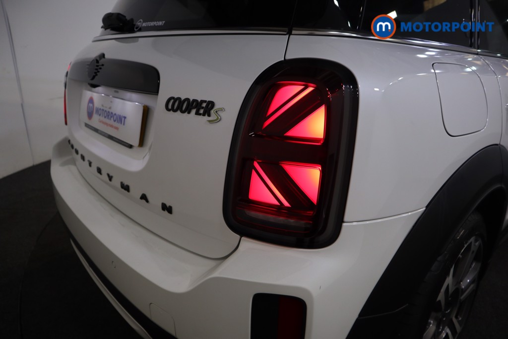 Mini Countryman Cooper S E Exclusive Automatic Petrol Plug-In Hybrid SUV - Stock Number (1563936) - 24th supplementary image