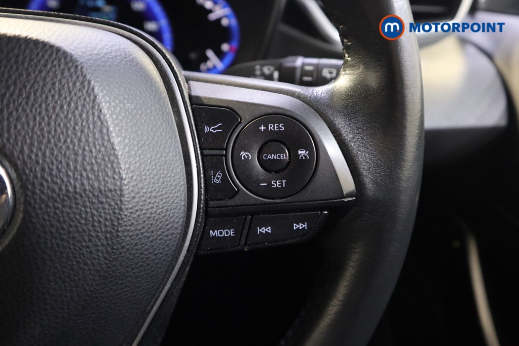 Toyota Corolla Design Automatic Petrol-Electric Hybrid Estate - Stock Number (1563978) - 4th supplementary image