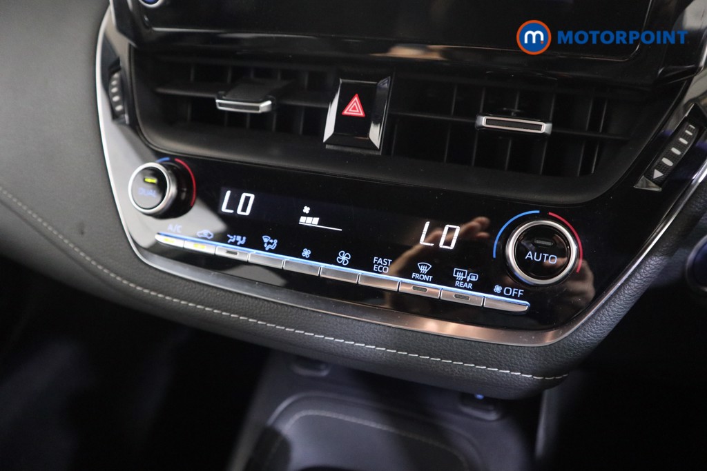 Toyota Corolla Design Automatic Petrol-Electric Hybrid Estate - Stock Number (1563978) - 7th supplementary image