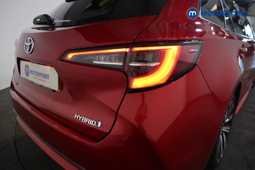 Toyota Corolla Design Automatic Petrol-Electric Hybrid Estate - Stock Number (1563978) - 21st supplementary image