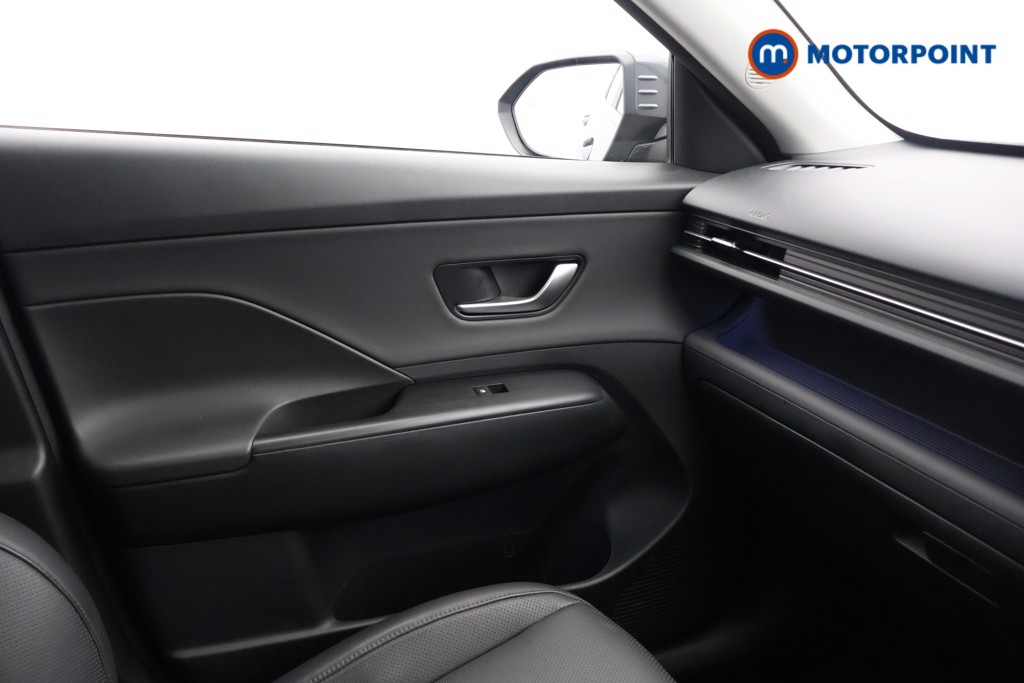 Hyundai Kona Ultimate Automatic Petrol-Electric Hybrid SUV - Stock Number (1564008) - 7th supplementary image