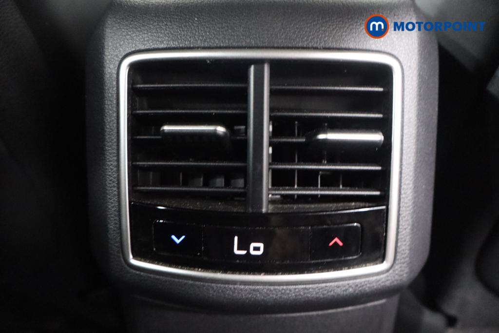 KIA Sportage 3 Automatic Petrol-Electric Hybrid SUV - Stock Number (1564123) - 16th supplementary image