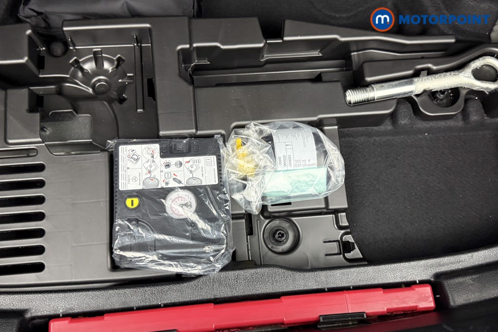 Mercedes-Benz A Class Amg Line Automatic Petrol Hatchback - Stock Number (1564224) - 30th supplementary image